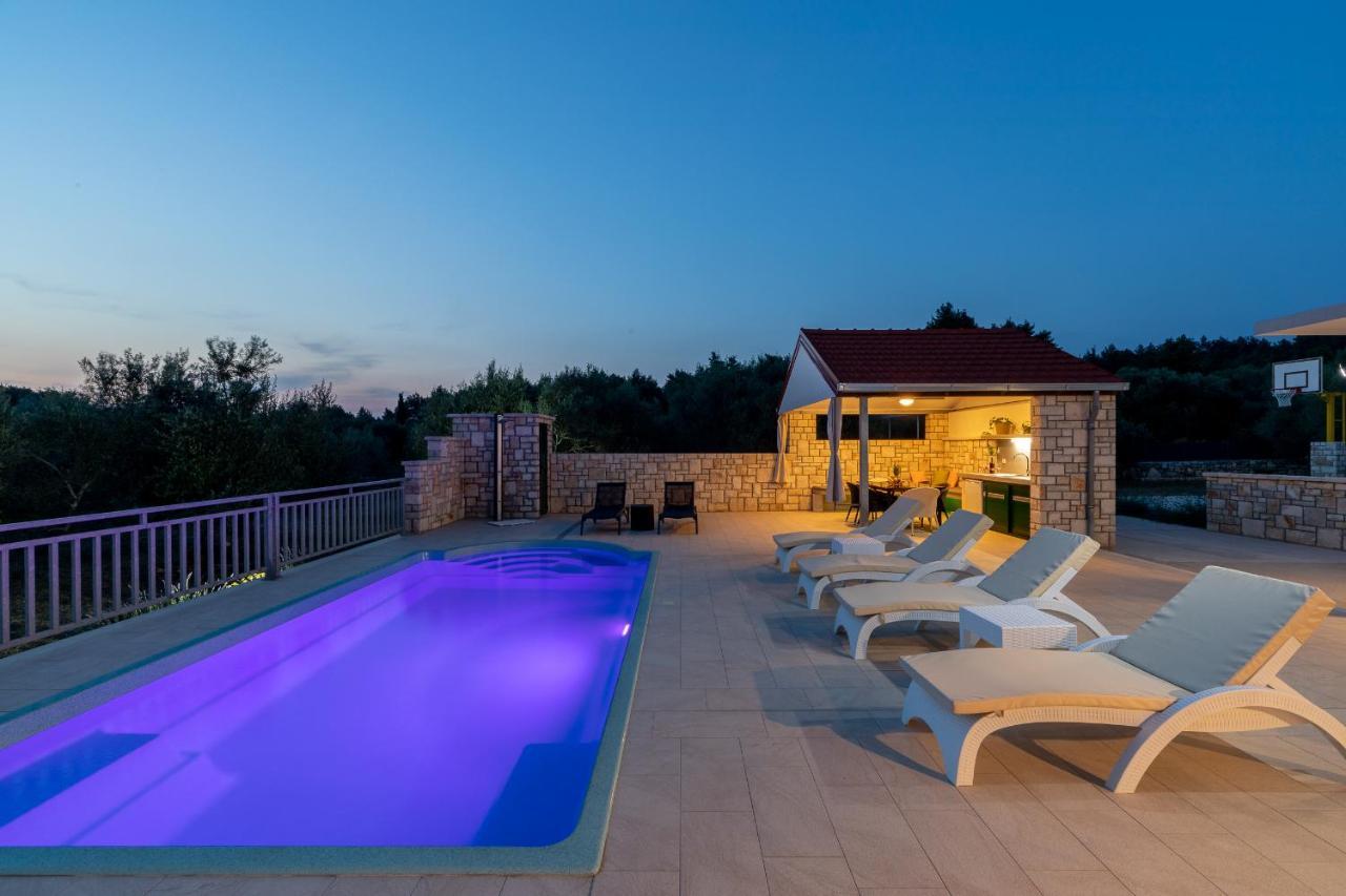 Villa Barbara - Olive Paradise, With Chlorine-Free Pool Vela Luka Buitenkant foto