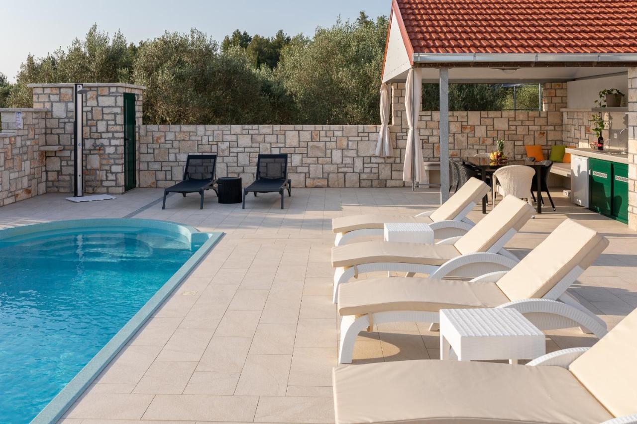 Villa Barbara - Olive Paradise, With Chlorine-Free Pool Vela Luka Buitenkant foto